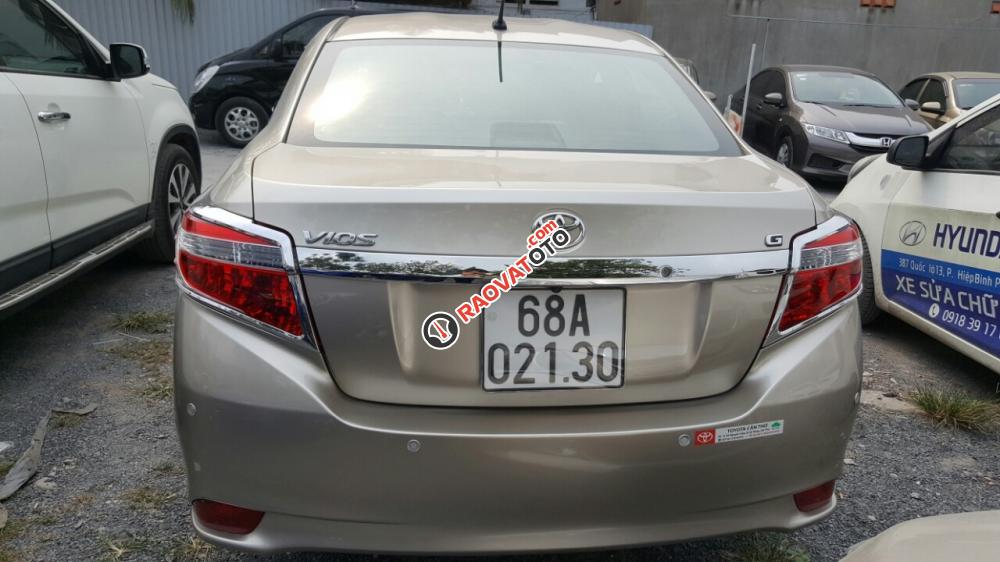 Bán Toyota Vios G 1.5AT màu vàng cát, số tự động, sản xuất 2014-3
