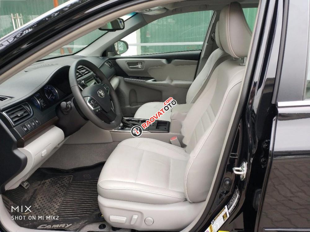 Bán xe Toyota Camry XLE đời 2016, màu đen, xe nhập-5