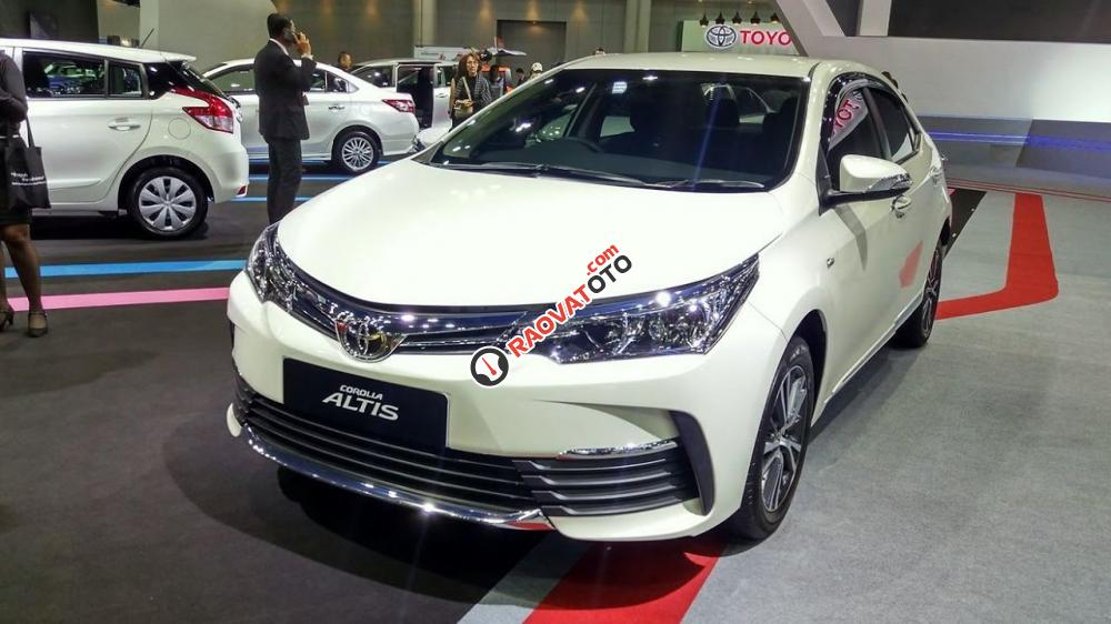 Cần bán Toyota Corolla Altis 1.8G (CVT), 7 túi khí, VSC, model 2018, màu trắng-2