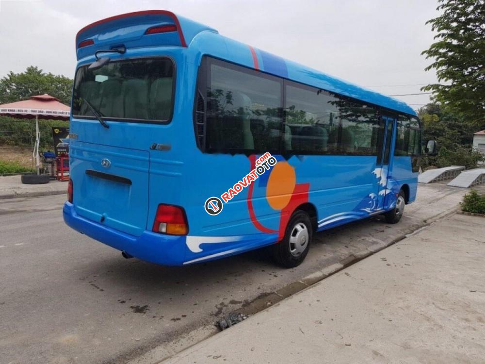 Bán xe Hyundai County Limousine đời 2014, màu xanh lam, giá 970tr-1