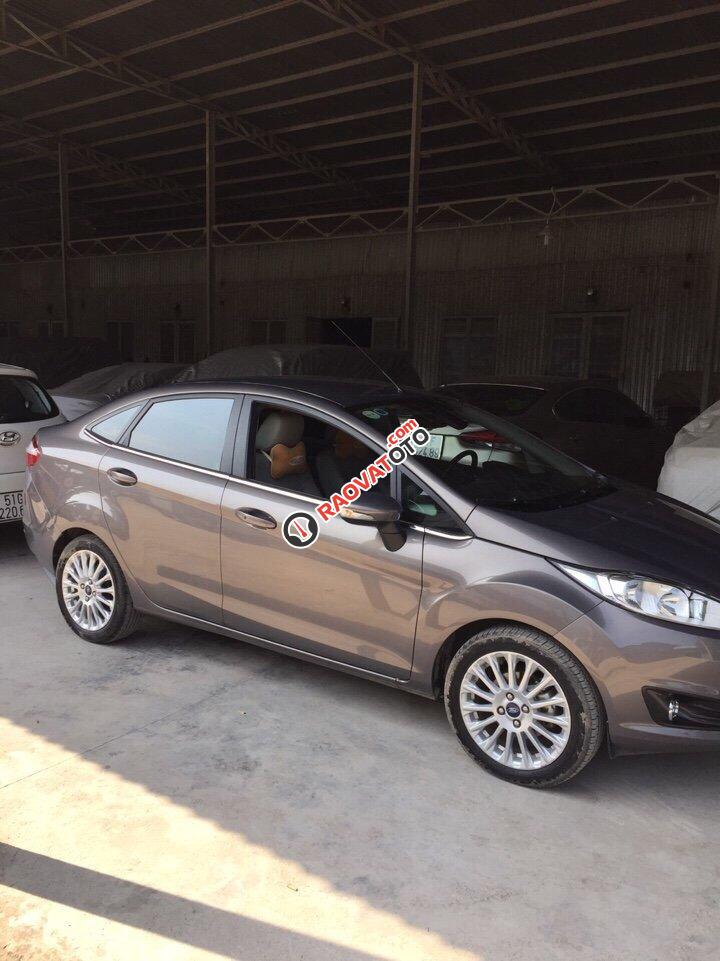 Cần bán Ford Fiesta Titanium 1.5AT, đời 2015, rất rất ít đi, đi 15000km-5