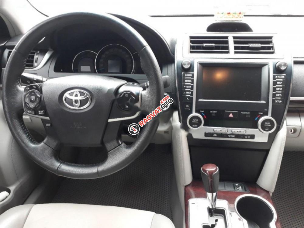 Chính chủ bán xe Toyota Camry XLE đời 2013, màu đen, nhập khẩu-1