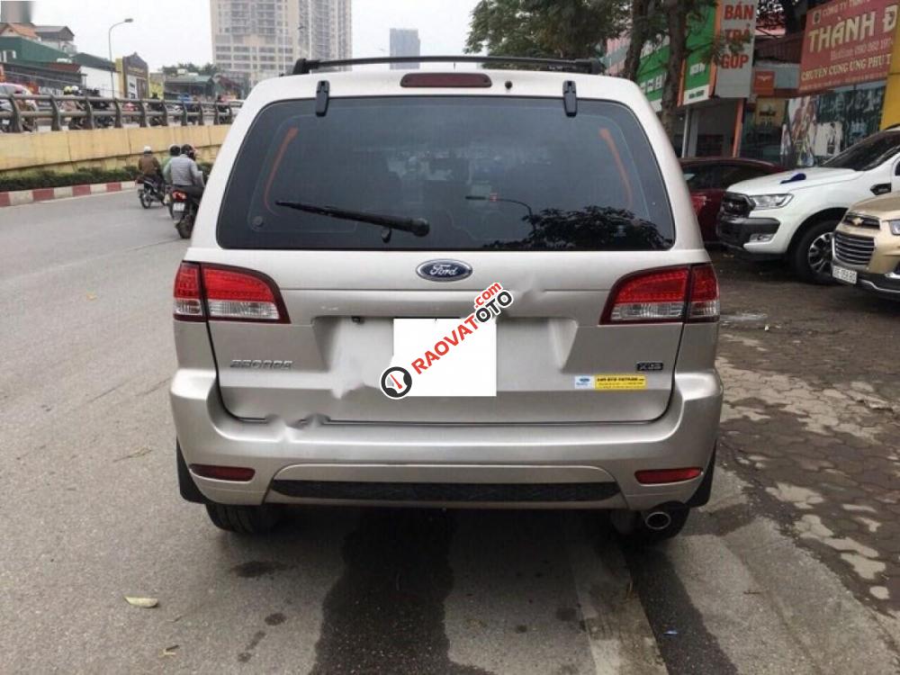 Chính chủ bán xe Ford Escape XLS đời 2012, màu bạc-4