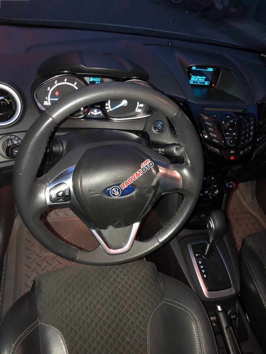 Cần bán Ford Fiesta S đời 2014, màu bạc-0