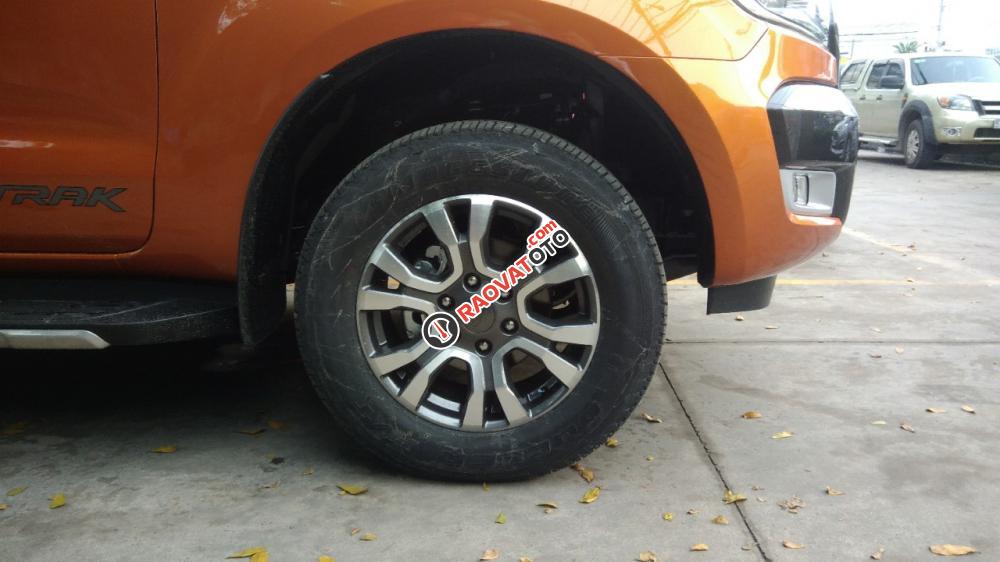 Bán Ford Ranger Wildtrak đời 2017, màu bạc, xe nhập, giá chỉ 915 triệu-4