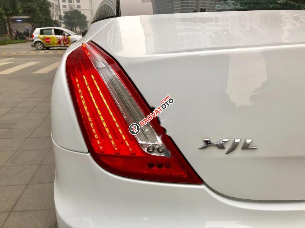 Chính chủ bán xe Jaguar XJ 2.0 đời 2014, màu trắng, xe nhập-7