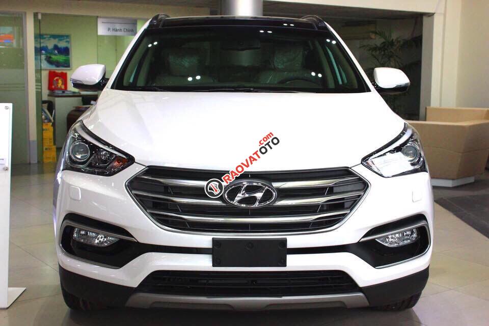 Bán Hyundai Santa Fe 2.4 AT 2018 máy xăng tiêu chuẩn, hỗ trợ vay 85% giá trị xe, hotline đặt xe: 0948.94.55.99 - 0935.90.41-18