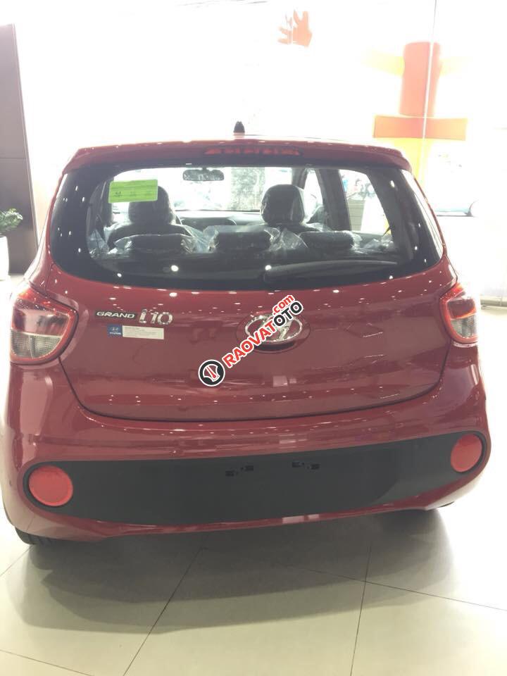 Bán Hyundai Grand i10 1.0 MT 2018 bản gia đình. Hỗ trợ vay vốn 85% giá trị xe, Hotline đặt xe: 0948.94.55.99 - 0935.90.41.41-9