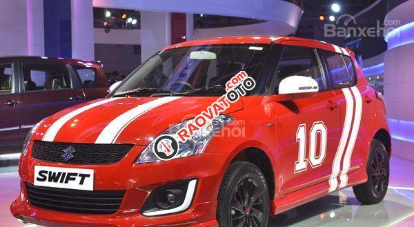 Suzuki Swift 2017 màu đỏ Decal, chiếc xe màu đỏ duy nhất miền Nam-2