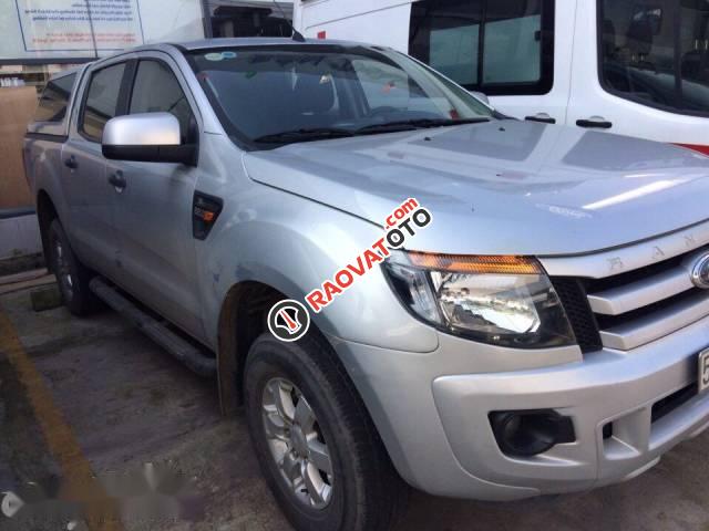 Cần bán xe Ford Ranger MT năm 2013, màu bạc -1