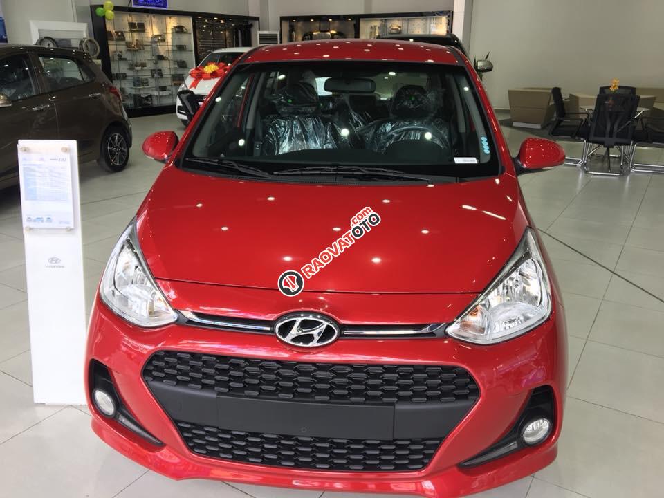 Bán Hyundai Grand i10 1.0 MT 2018 bản gia đình. Hỗ trợ vay vốn 85% giá trị xe, Hotline đặt xe: 0948.94.55.99 - 0935.90.41.41-0