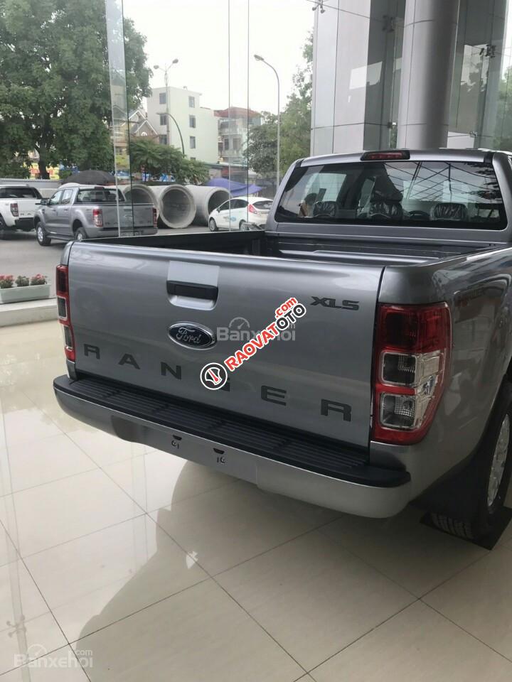 Bán Ford Ranger Wildtrak 2.2L AT màu xám bạc, giá siêu hấp dẫn-4