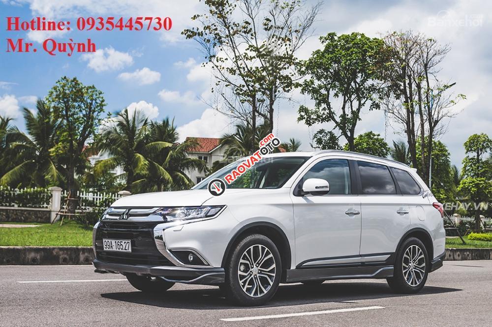 Bán Mitsubishi Outlander- xe 7 chỗ giá tốt tại Quảng Bình- LH 0935445730-0