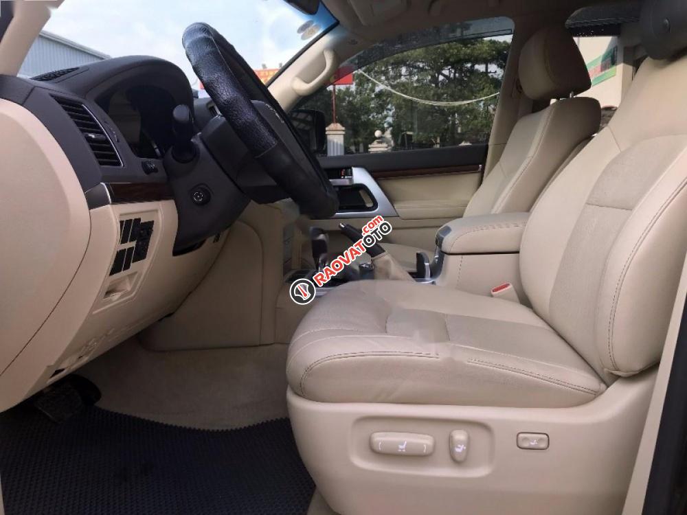 Bán Toyota Land Cruiser V8 đời 2016, màu đen, nhập khẩu số tự động-3