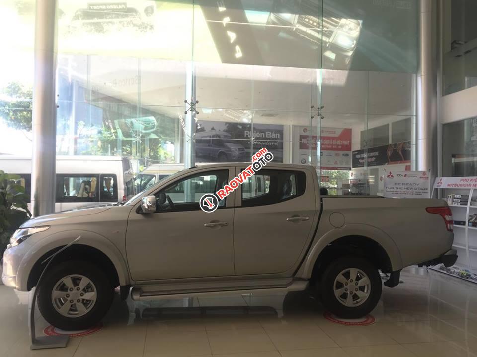 Bán  xe Mitsubishi Triton đời 2017, xe nhập Thái, lợi dầu 7L/100km, cho vay 80%. LH: 0905.91.01.99 (Phú)-3