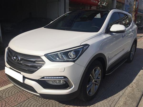 Bán xe Hyundai Santa Fe 2.2AT đời 2017, màu trắng-6