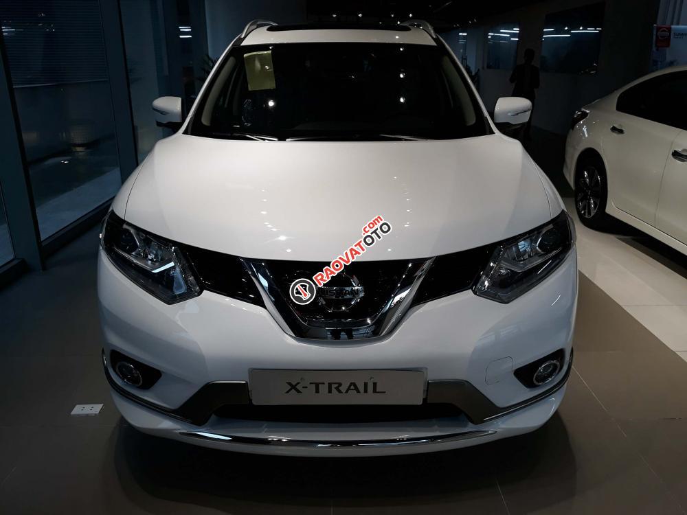 Bán xe Nissan X Trail phiên bản SL Premium 2017, màu trắng giá 918tr-0