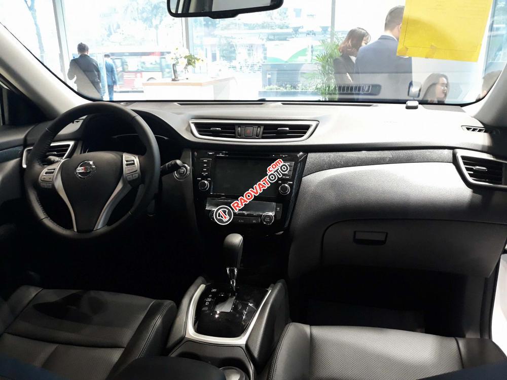 Bán xe Nissan X Trail phiên bản SL Premium 2017, màu trắng giá 918tr-3