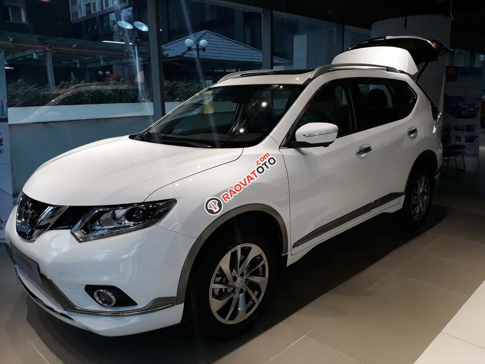 Bán xe Nissan X Trail phiên bản SL Premium 2017, màu trắng giá 918tr-2