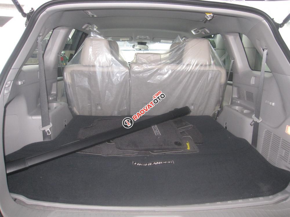 Cần bán Toyota Highlander LE đời 2017, màu trắng, nhập khẩu nguyên chiếc-7