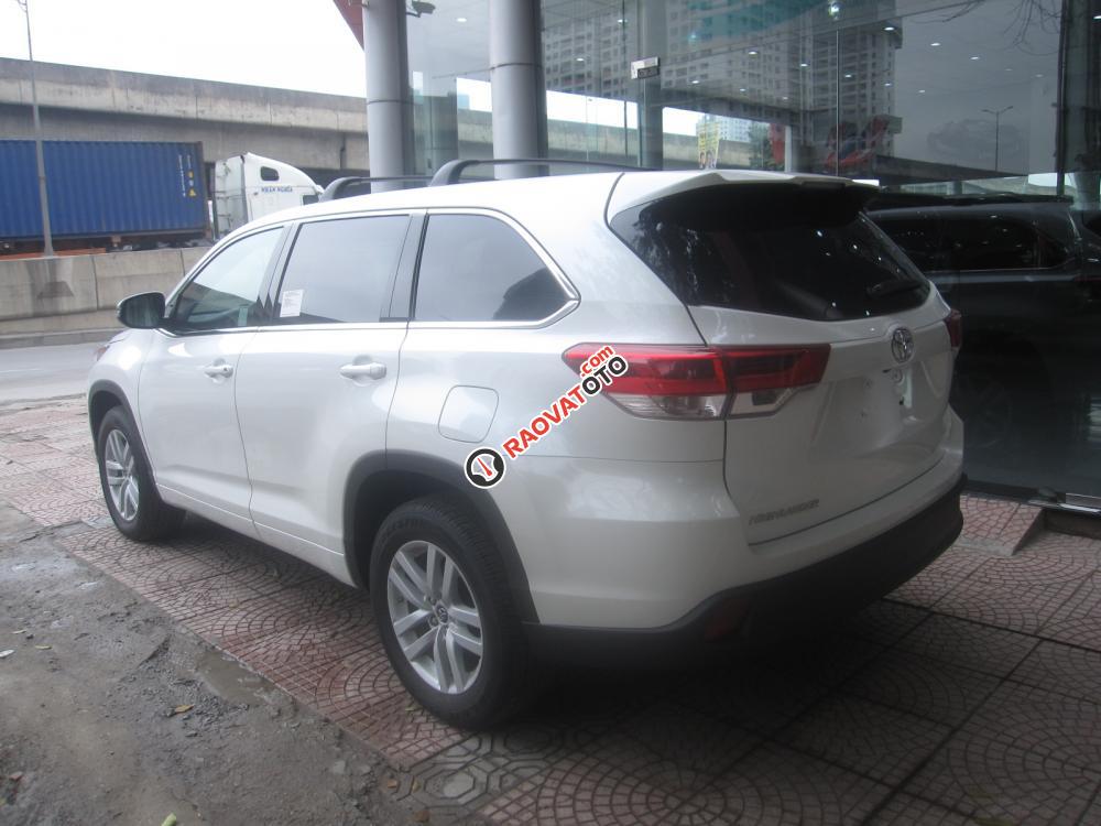 Cần bán Toyota Highlander LE đời 2017, màu trắng, nhập khẩu nguyên chiếc-10