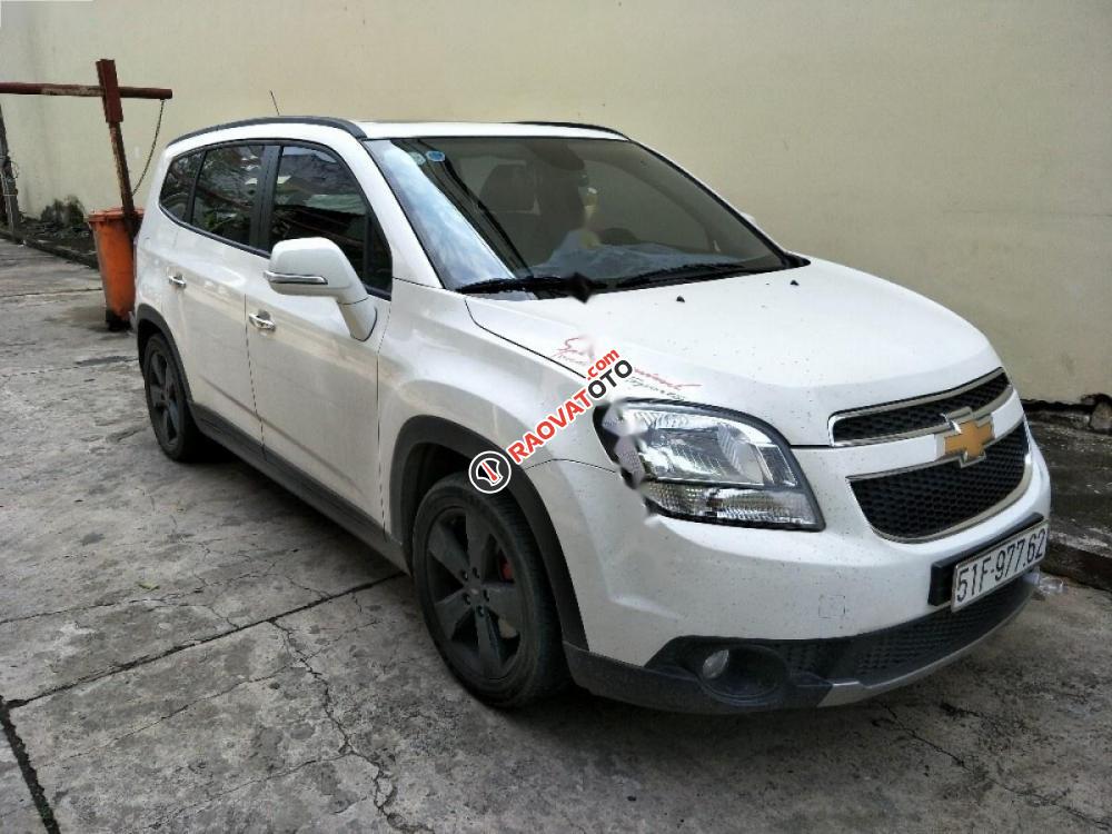 Bán Chevrolet Orlando 1.8LTZ sản xuất 2016, màu trắng, xe gia đình-4