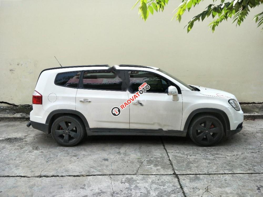 Bán Chevrolet Orlando 1.8LTZ sản xuất 2016, màu trắng, xe gia đình-2