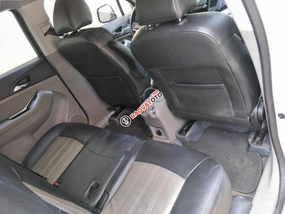 Bán Chevrolet Orlando 1.8LTZ sản xuất 2016, màu trắng, xe gia đình-9