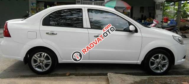 Cần bán xe Chevrolet Aveo 1.5LT đời 2016, màu trắng-0