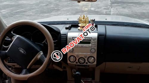 Bán ô tô Ford Everest 2.5, đời 2010 số tự động-9