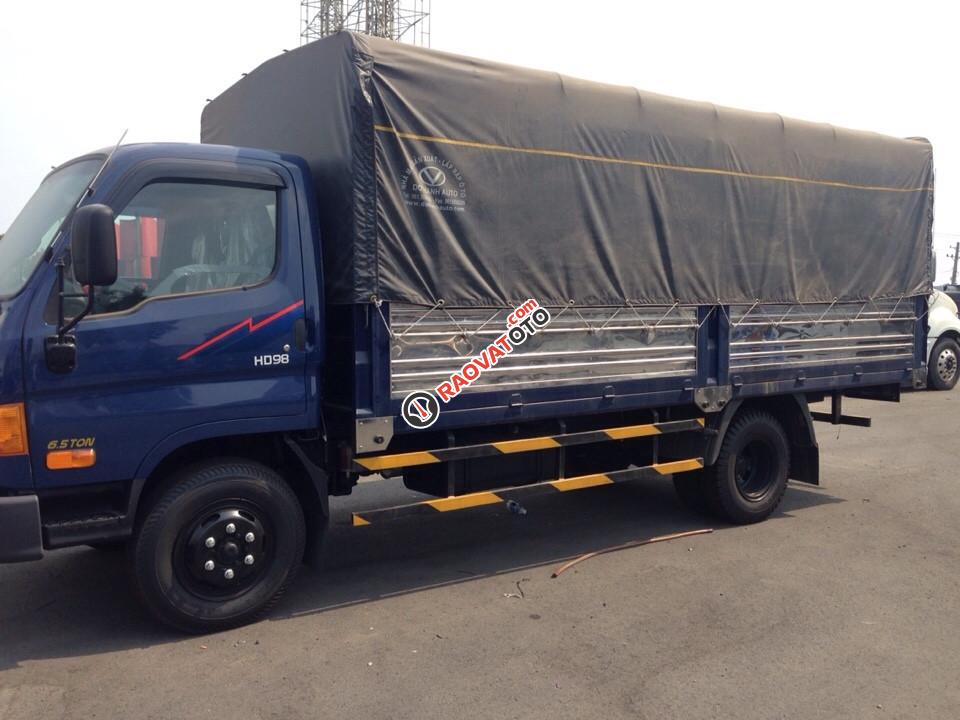 Bán xe tải Hyundai 6 tấn HD98, màu xanh lam-3