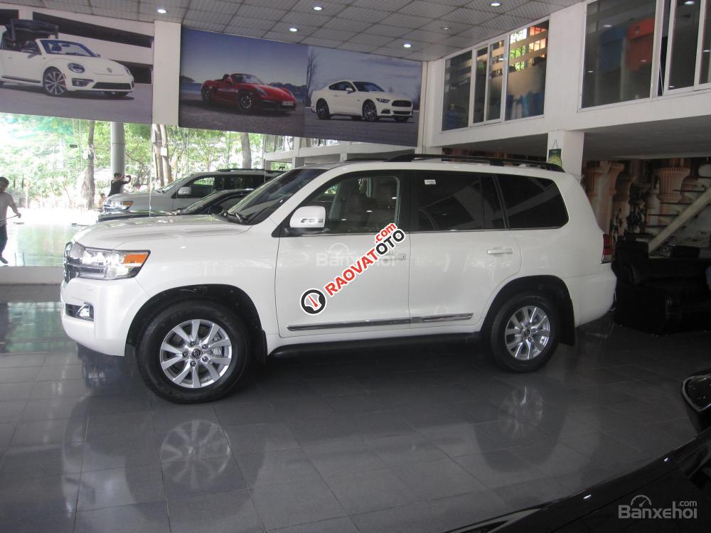 Bán ô tô Toyota Land Cruiser V8 2016 nhập Mỹ-2