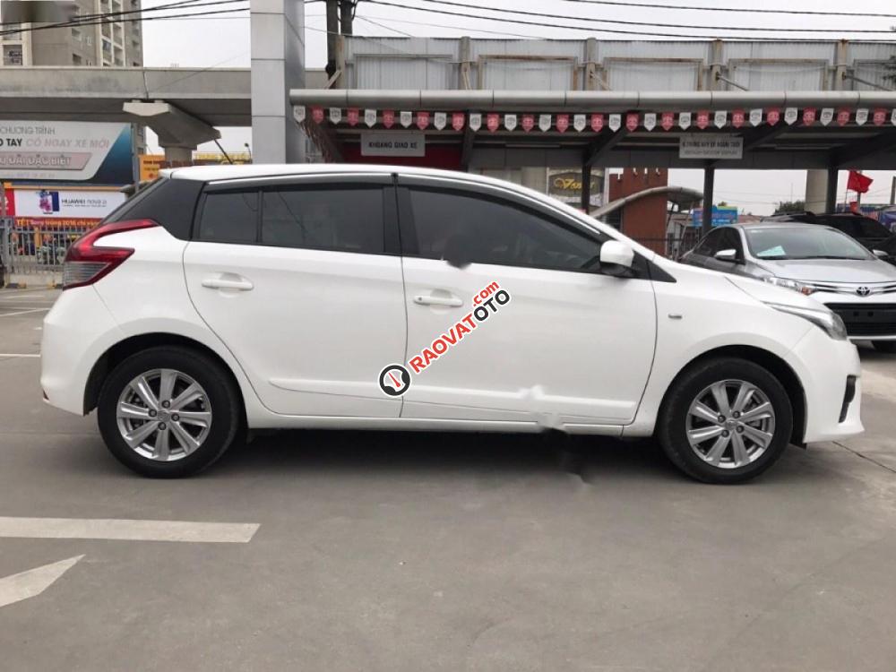 Cần bán xe Toyota Yaris 1.3E đời 2016, màu trắng, nhập khẩu nguyên chiếc số tự động, 615tr-5