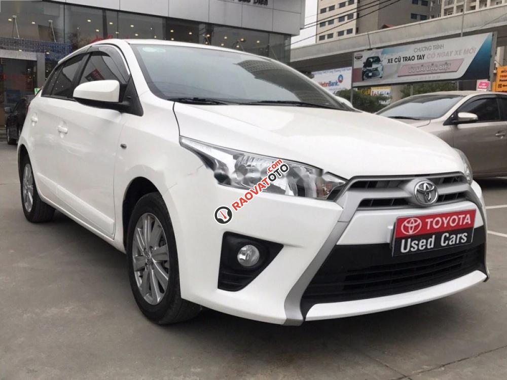 Cần bán xe Toyota Yaris 1.3E đời 2016, màu trắng, nhập khẩu nguyên chiếc số tự động, 615tr-1