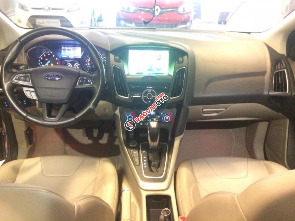 Bán Ford Focus 1.5L Ecoboost đời 2016, màu xám, giá 700tr-1