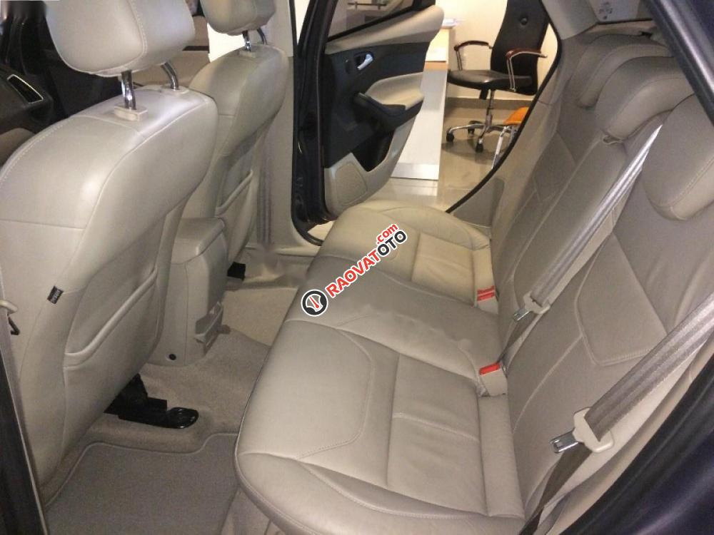 Bán Ford Focus 1.5L Ecoboost đời 2016, màu xám, giá 700tr-0