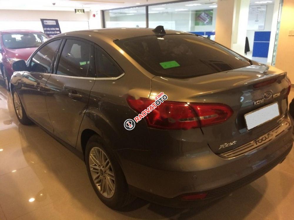 Bán Ford Focus 1.5L Ecoboost đời 2016, màu xám, giá 700tr-7