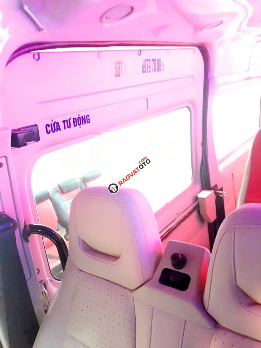 Bán Ford Transit Luxury 2013, màu bạc, giá 560tr-6