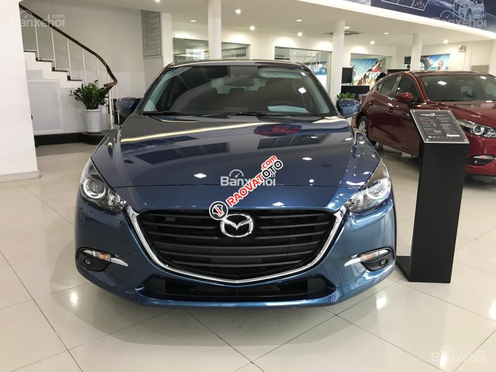 Mazda 3 2018 mới 100% KM lớn, trả góp 80%, ls thấp, hỗ trợ chứng minh tài chính, hỗ trợ đăng ký -mua ngay! LH: 0946383636-1