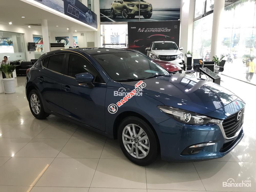 Mazda 3 2018 mới 100% KM lớn, trả góp 80%, ls thấp, hỗ trợ chứng minh tài chính, hỗ trợ đăng ký -mua ngay! LH: 0946383636-4