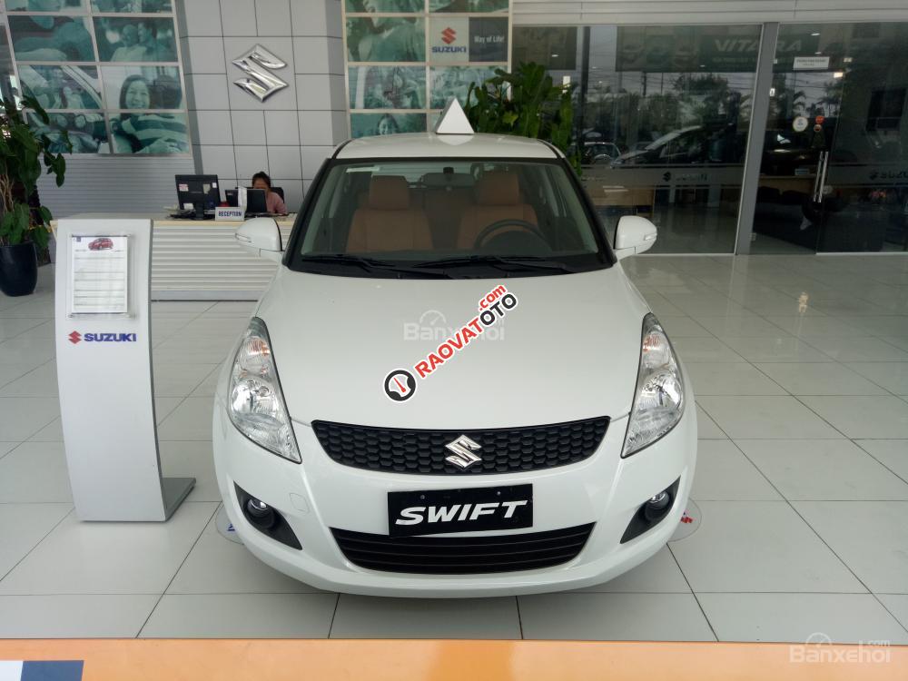 Cần bán Suzuki Swift 2017, màu trắng, giao ngay - LH: 0985.547.829-2