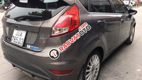 Cần bán xe Ford Fiesta 1.5 AT đời 2015, màu nâu số tự động-11