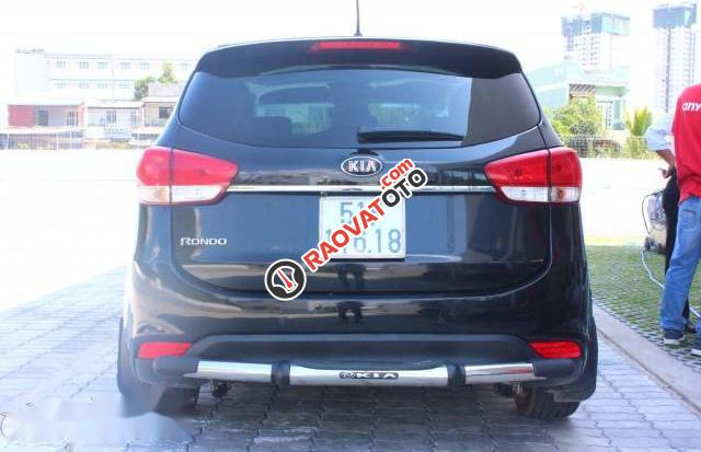 Cần bán xe Kia Rondo 2.0 GAT đời 2015 chính chủ, giá tốt-1