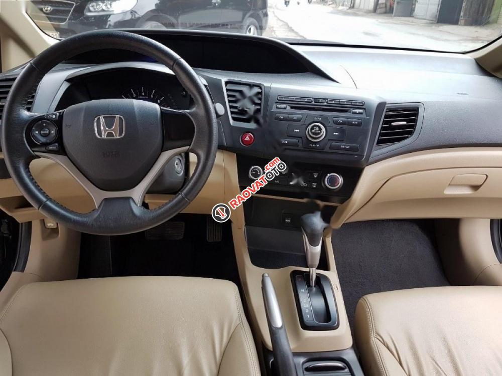Cần bán gấp Honda Civic 1.8AT đời 2015, màu đen số tự động giá cạnh tranh-4