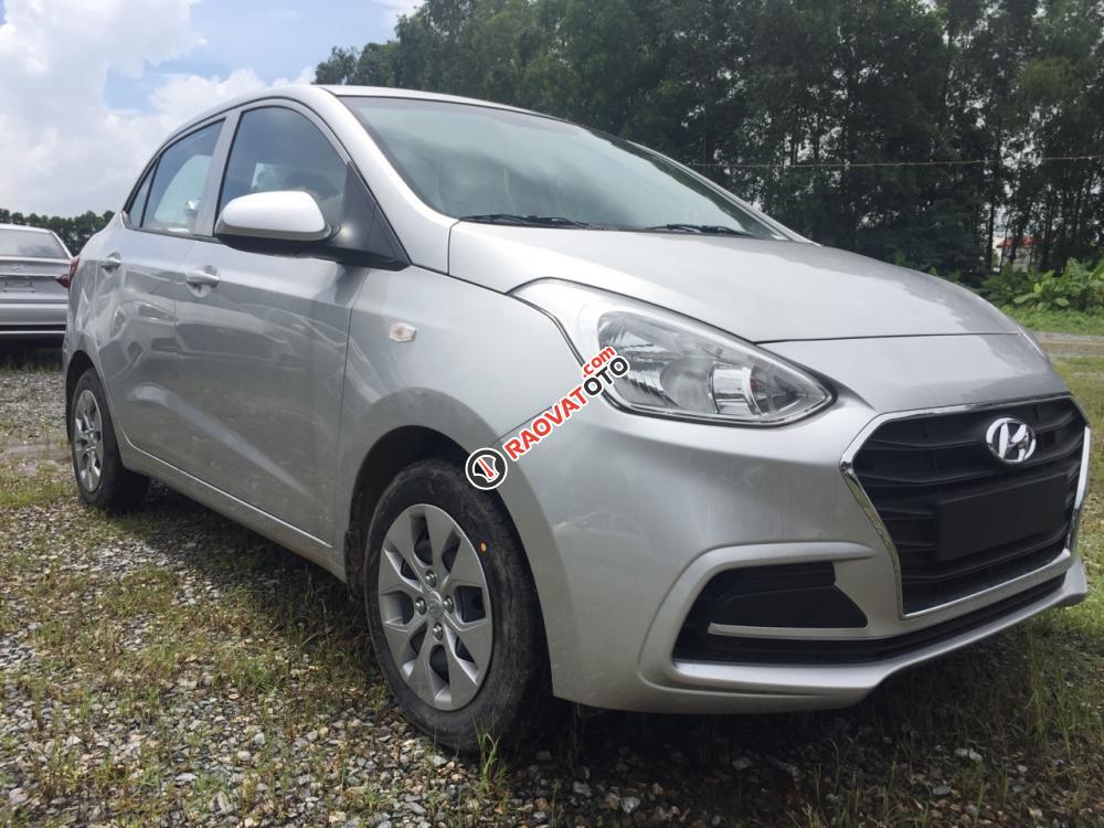 Bán Hyundai Grand I10 Sedan 2017, màu bạc mới, LH 0947647688-1