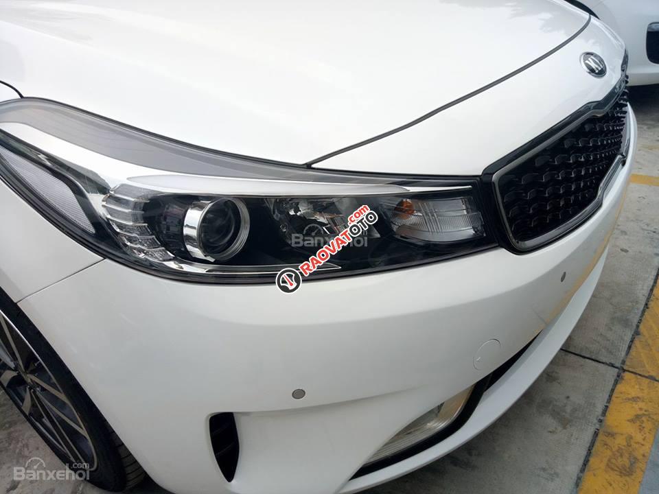 Kia Cerato AT, giá cạnh tranh, giao xe ngay, LH 0938603059-2