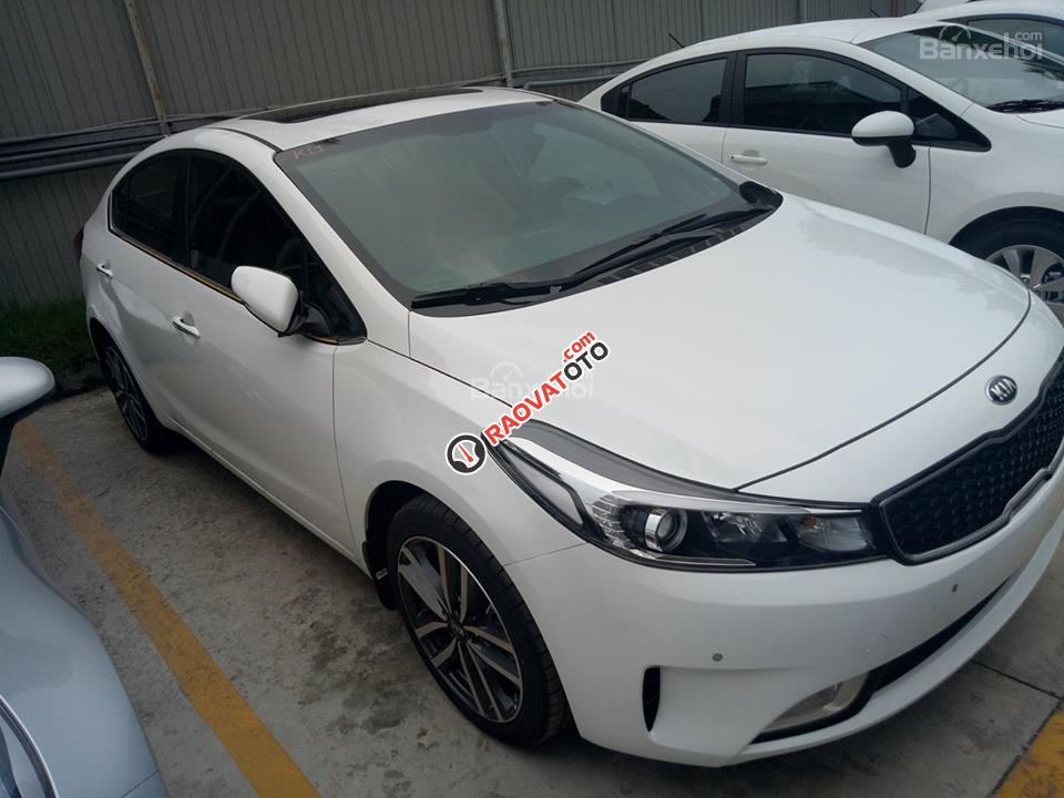 Kia Cerato AT, giá cạnh tranh, giao xe ngay, LH 0938603059-0