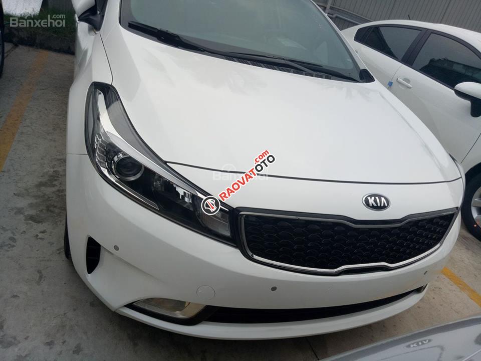 Kia Cerato AT, giá cạnh tranh, giao xe ngay, LH 0938603059-4