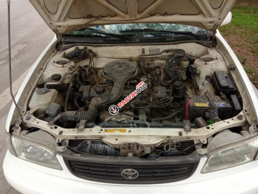 Chính chủ bán ô tô Toyota Corolla 1.3MT năm 2001, màu trắng-1