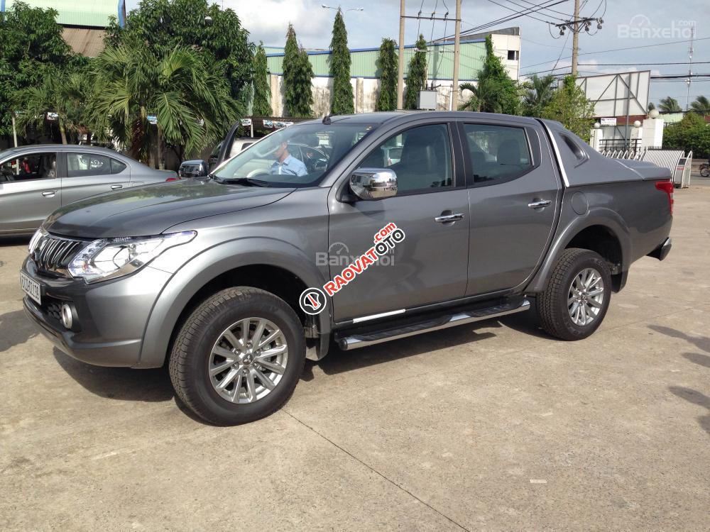 Quảng Ninh bán xe Mitsubishi Triton sản xuất 2017, khuyến mại sâu, nhiều quà tặng tháng 2 năm 2018-1